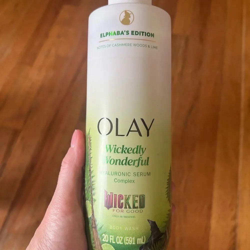 OLAY Wickedly Wonderful ELPHABAS Edition Body Wash 20 Oz